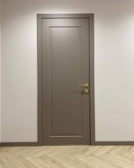 Model dveře Kremona 1 Dekor Cappuccino Soft ,podlahové lišty ve stejném dekoru 