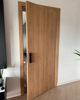 Dýhované bezfalcové dveře