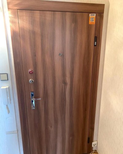 Bezpečnostní dveře bytové Praha ABWEHR - 900/2000
