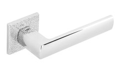 Dveřní klika TUPAI Texture 4161 5SQ/T3 (textura kůže)