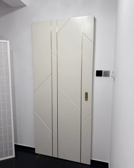 Model dveře FLEX” pearl gold molding v posuvné (systém Magic) verzi